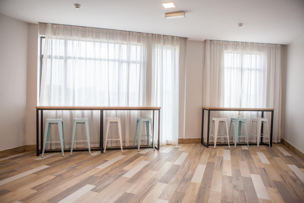 Bzz Hotel Skudai Eksteriør bilde