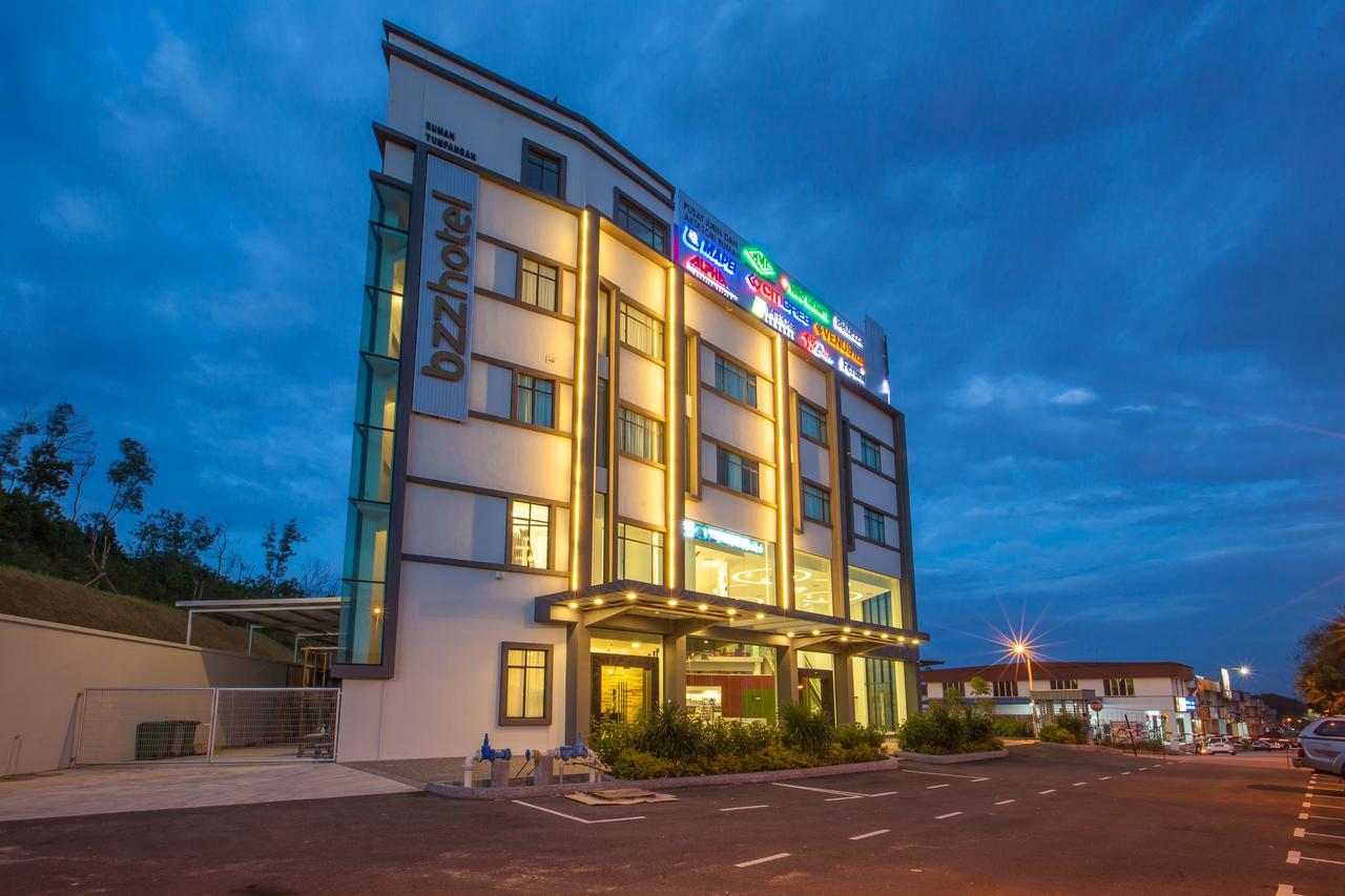 Bzz Hotel Skudai Eksteriør bilde