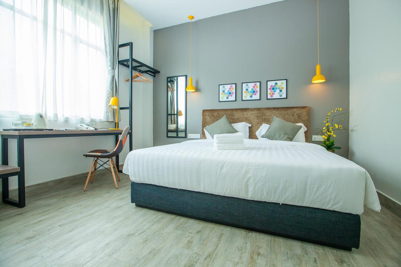 Bzz Hotel Skudai Eksteriør bilde