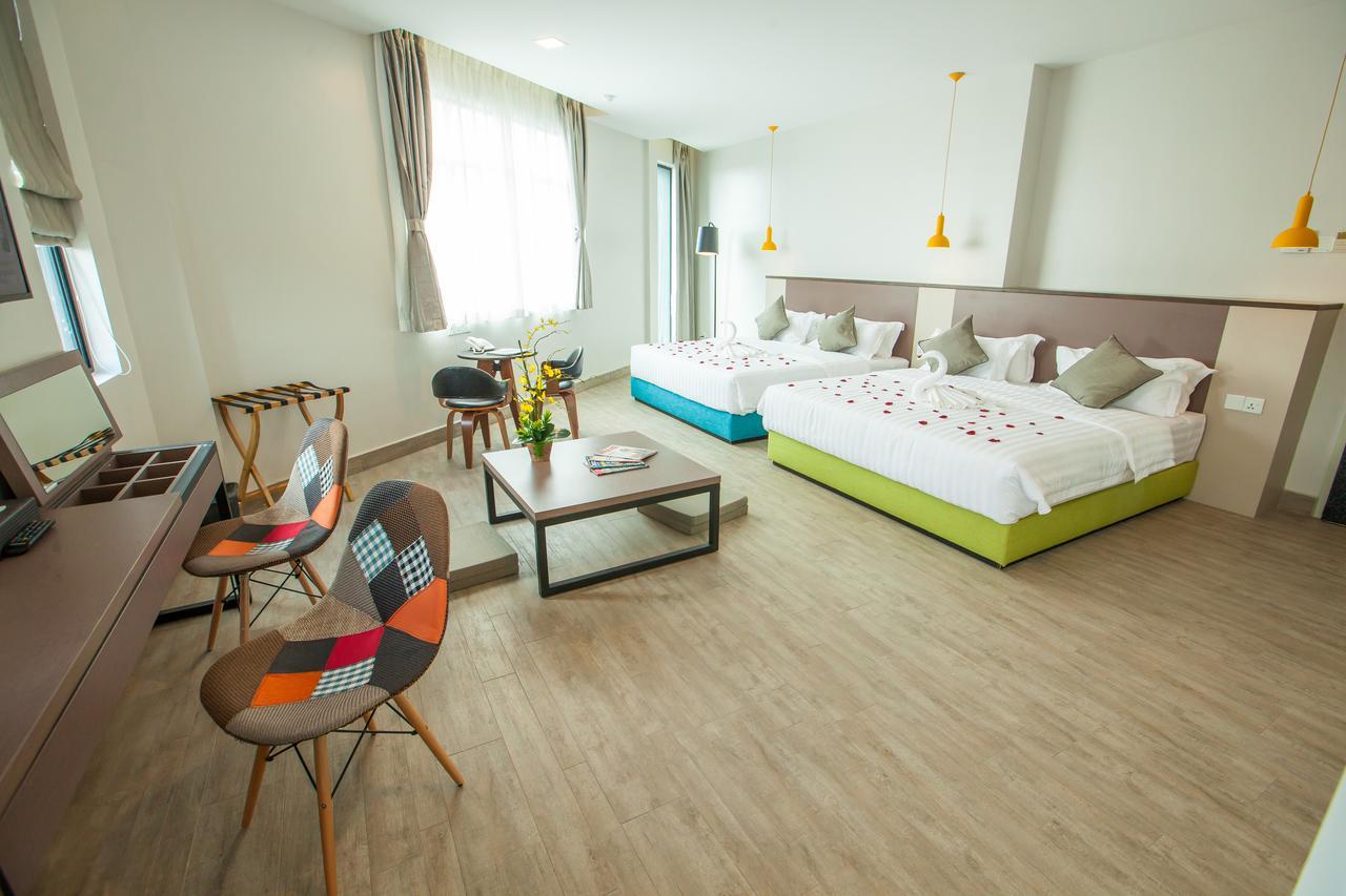 Bzz Hotel Skudai Eksteriør bilde