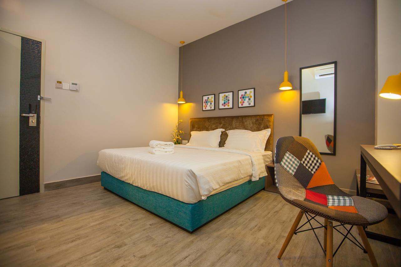 Bzz Hotel Skudai Eksteriør bilde