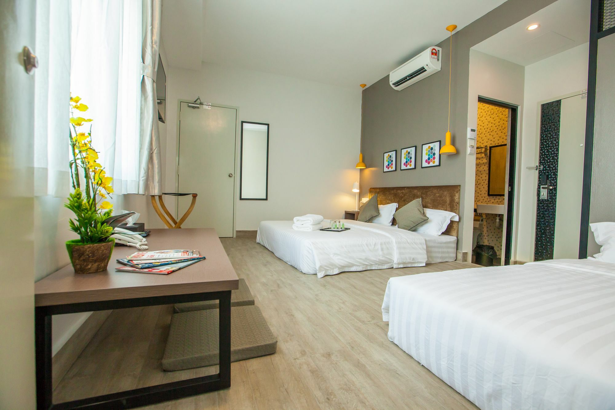 Bzz Hotel Skudai Eksteriør bilde