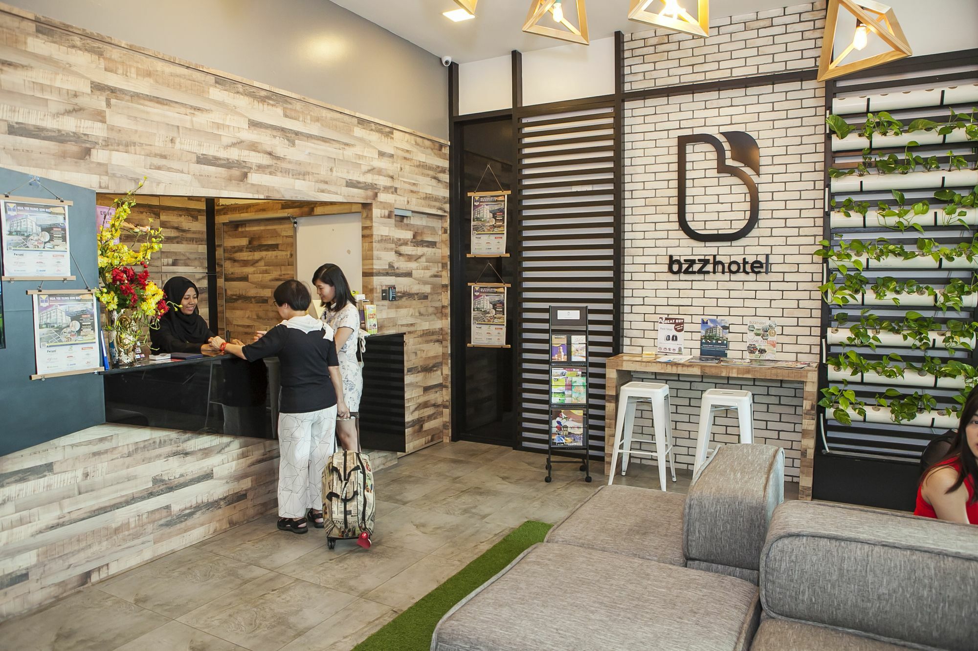 Bzz Hotel Skudai Eksteriør bilde
