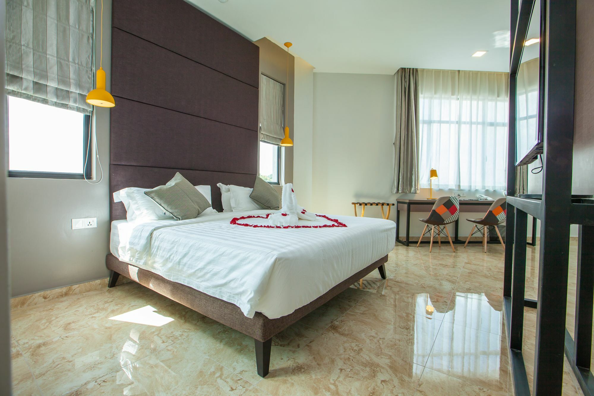 Bzz Hotel Skudai Eksteriør bilde